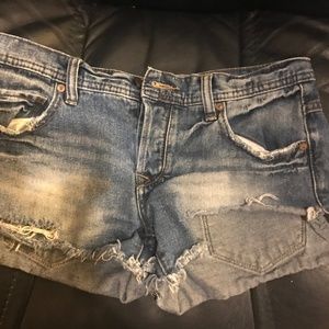 FREE PEOPLE Button-fly Distressed Jean Shorts 25
